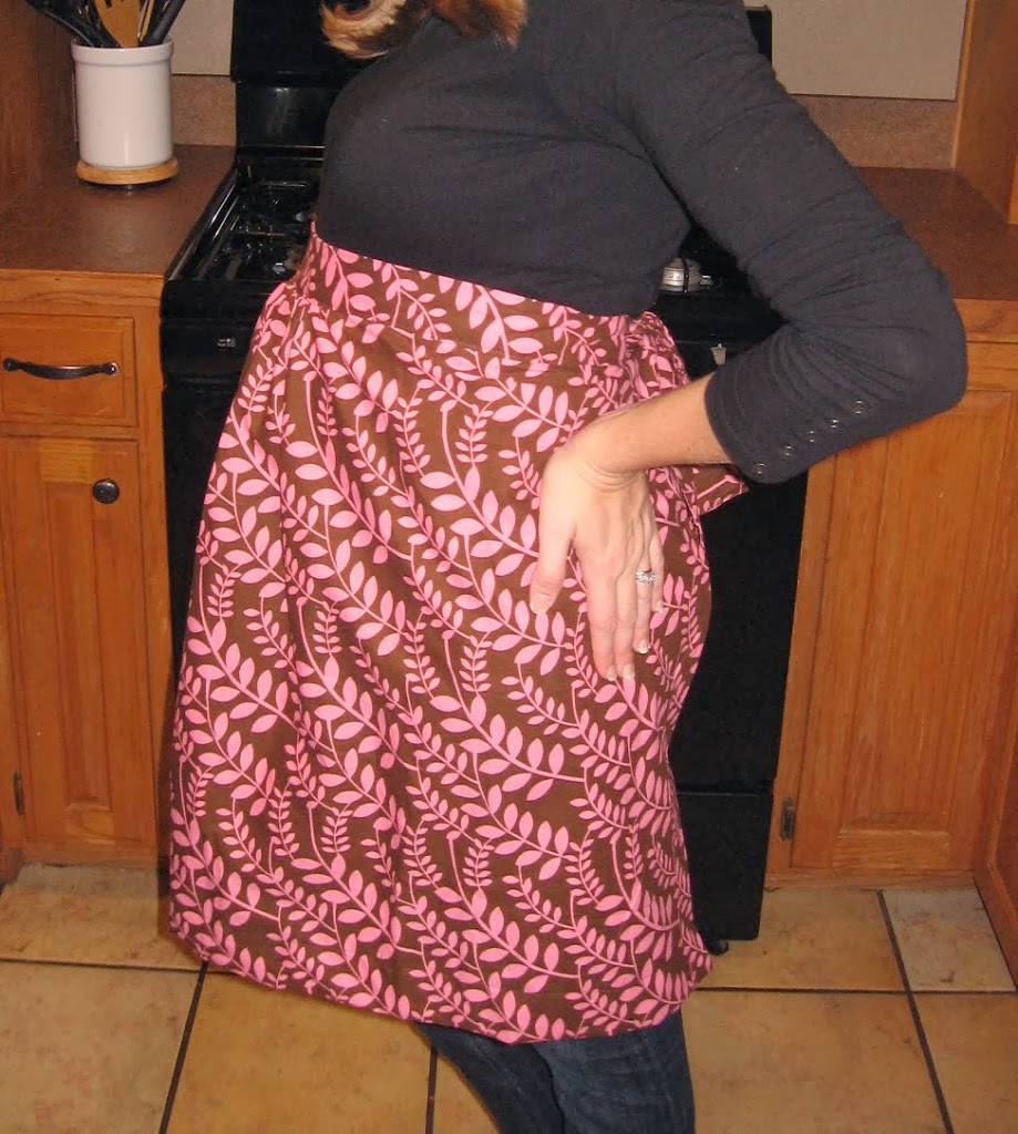 1-Yard Maternity Apron Tutorial