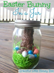 Easter Bunny in a Jar Tutorial on gracefullittlehoneybee.com #ad #HersheysEaster