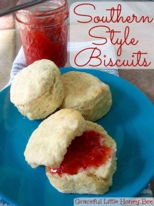 Fluffy Southern Style Biscuits on gracefullittlehoneybee.com