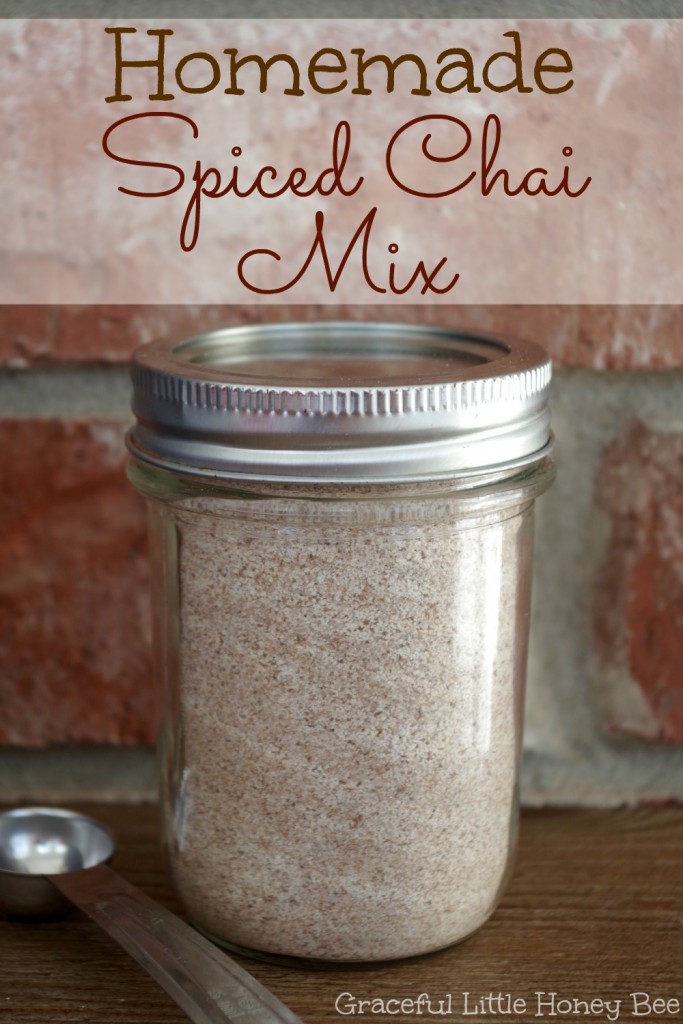 See how to make this easy and delicious Homemade Spiced Chai Mix on gracefullittlehoneybee.com #holidayswithmilos #drinkmilos #ad