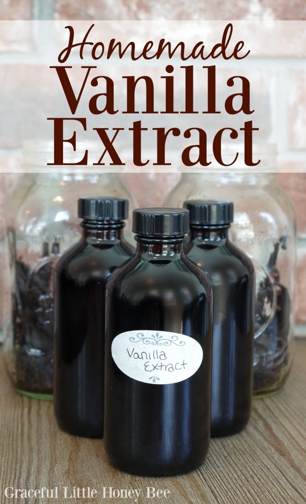 See how EASY it is to make your own Homemade Vanilla Extract on gracefullittlehoneybee.com