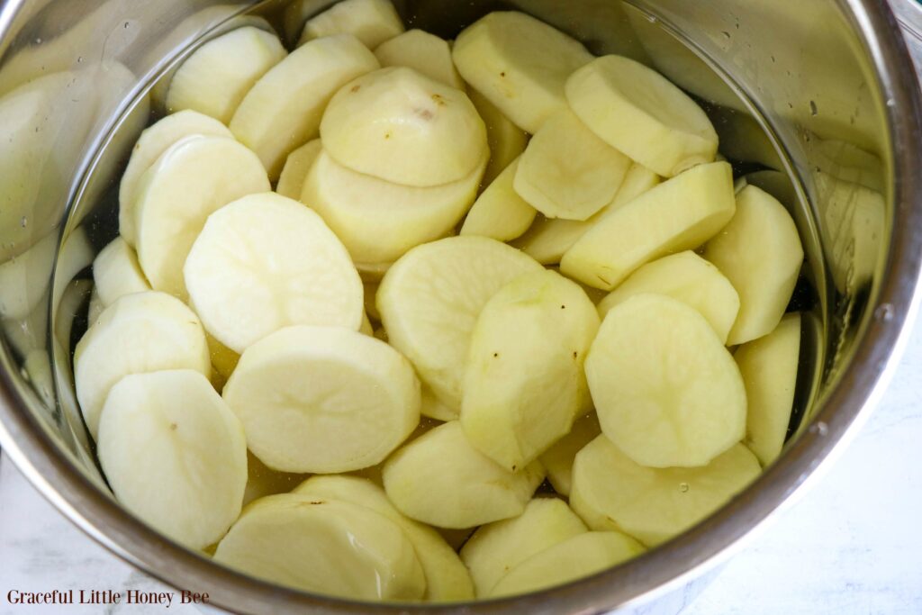 Freshly sliced potatoes in the Instant Pot.