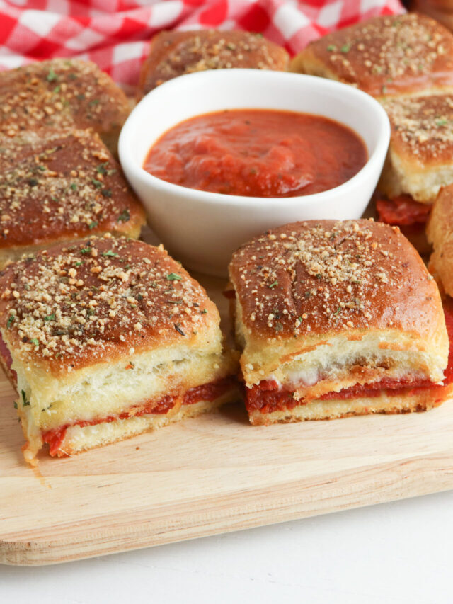 Pepperoni Pizza Sliders