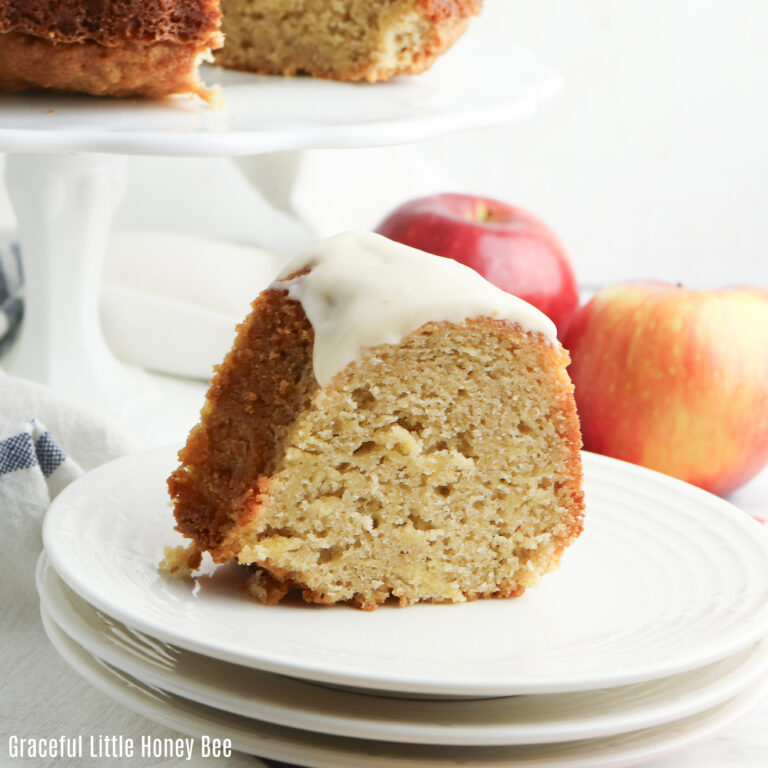 Apple Cinnamon Bundt Cake