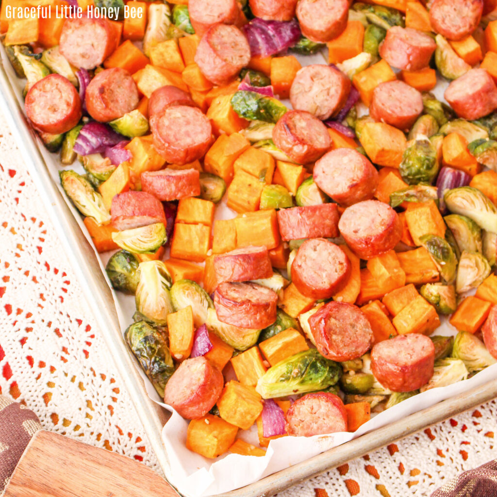 If you want a healthy meal in a hurry, then you'll love this sheet pan dinner made with chicken sausage, Brussels sprouts, red onion and sweet potatoes.