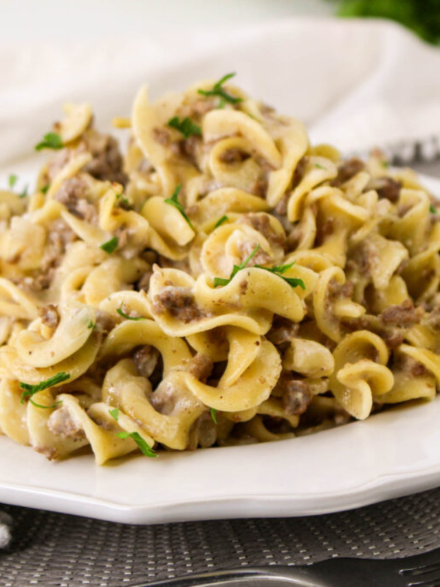 Skillet Ground Beef & Egg Noodles